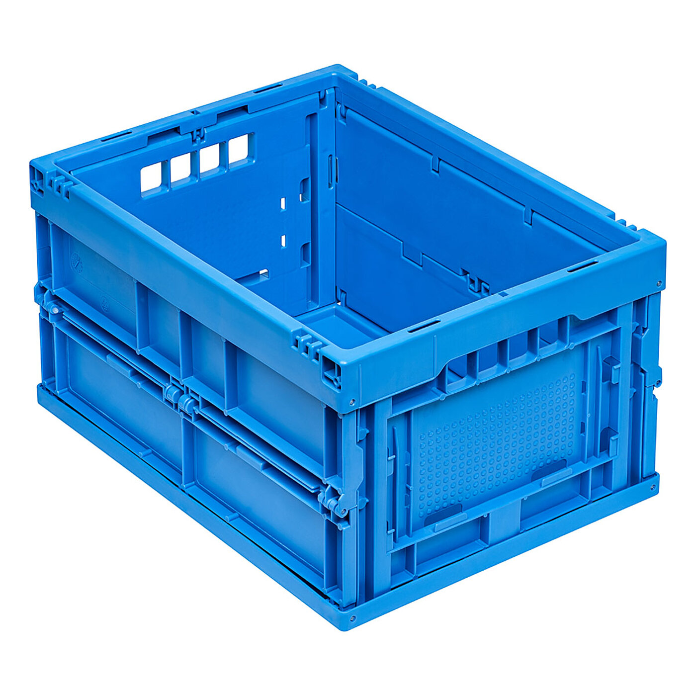 eine blaue Faltbox aus Kunststoff in Schrägansicht, freigestellt auf weißem Hintergrund