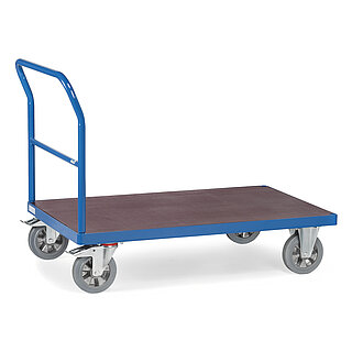 ein blauer FETRA® Schiebebügelwagen für schwere Lasten mit brauner Bodenplatte auf weißem Hintergrund