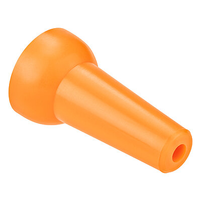 eine orangefarbene Düse der Aqua-Loc Serie aus Kunststoff mit Kugelkopfgelenkpfanne hinten und nach vorne konisch zulaufender Düsenöffnung mit 3 mm Durchlass zur Zuführung von Kühlschmierstoffen, freigestellt auf weißem Hintergrund
