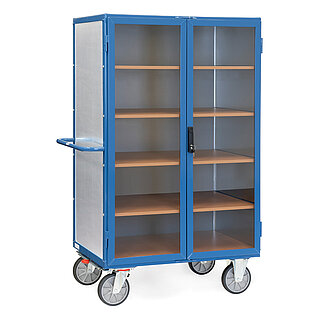 ein blauer FETRA® Kastenwagen mit Blechwänden, transparenten Türen und 5 braunen Holzböden auf weißem Hintergrund