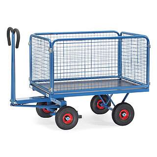 ein blauer FETRA® Handpritschenwagen mit rundum verlaufenden 600 mm hohen Drahtgitterwänden und Luftbereifung auf weißem Hintergrund