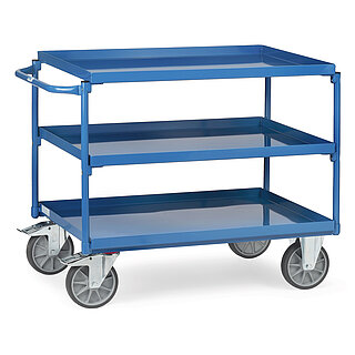 ein FETRA® Tischwagen mit Blechwannen mit drei Etagen auf weißem Hintergrund