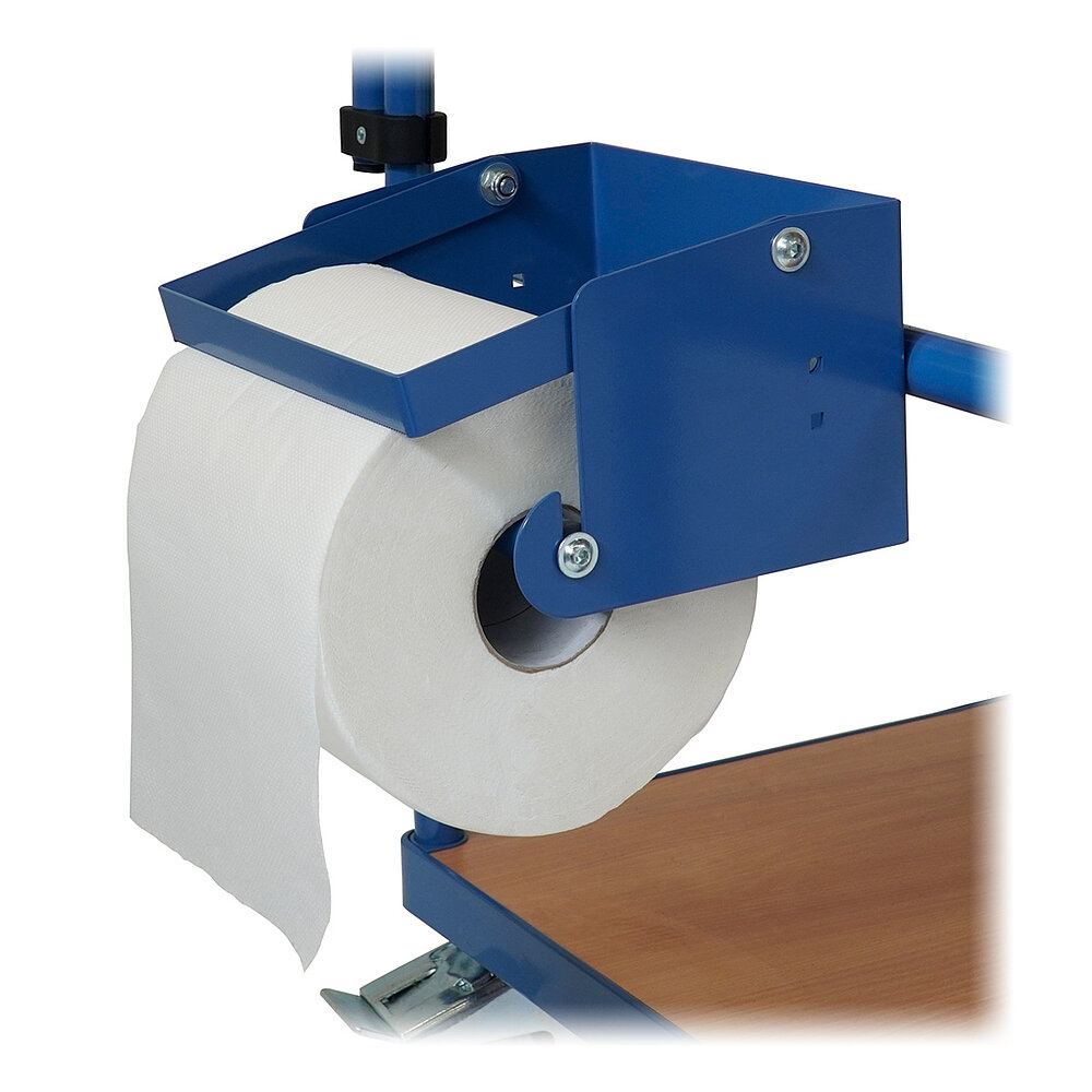 ein blauer FETRA® Papierrollenhalter aus Stahlblech mit von oben mittels Schwerkraft nachführendem Rollenklemmbügel, montiert an einem FETRA® Tischwagen und bestückt mit einer dicken weißen Papierrolle, freigestellt auf weißem Hintergrund