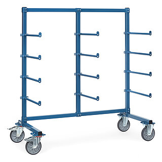 ein blauer FETRA® Tragarmwagen mit vier Etagen und einseitigen Tragstäben mit Abrollsicherung auf weißem Hintergrund